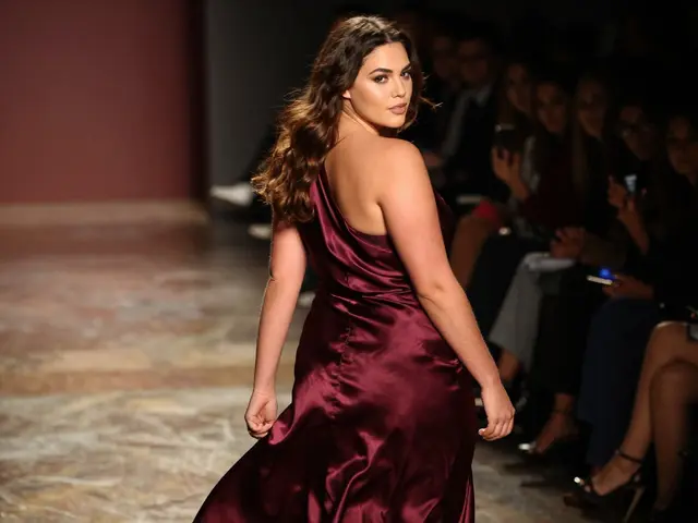 Curvy Models - Confidence on the Runway