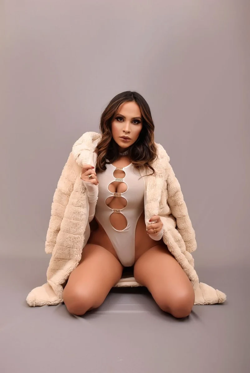 Iza Escort in Berlin