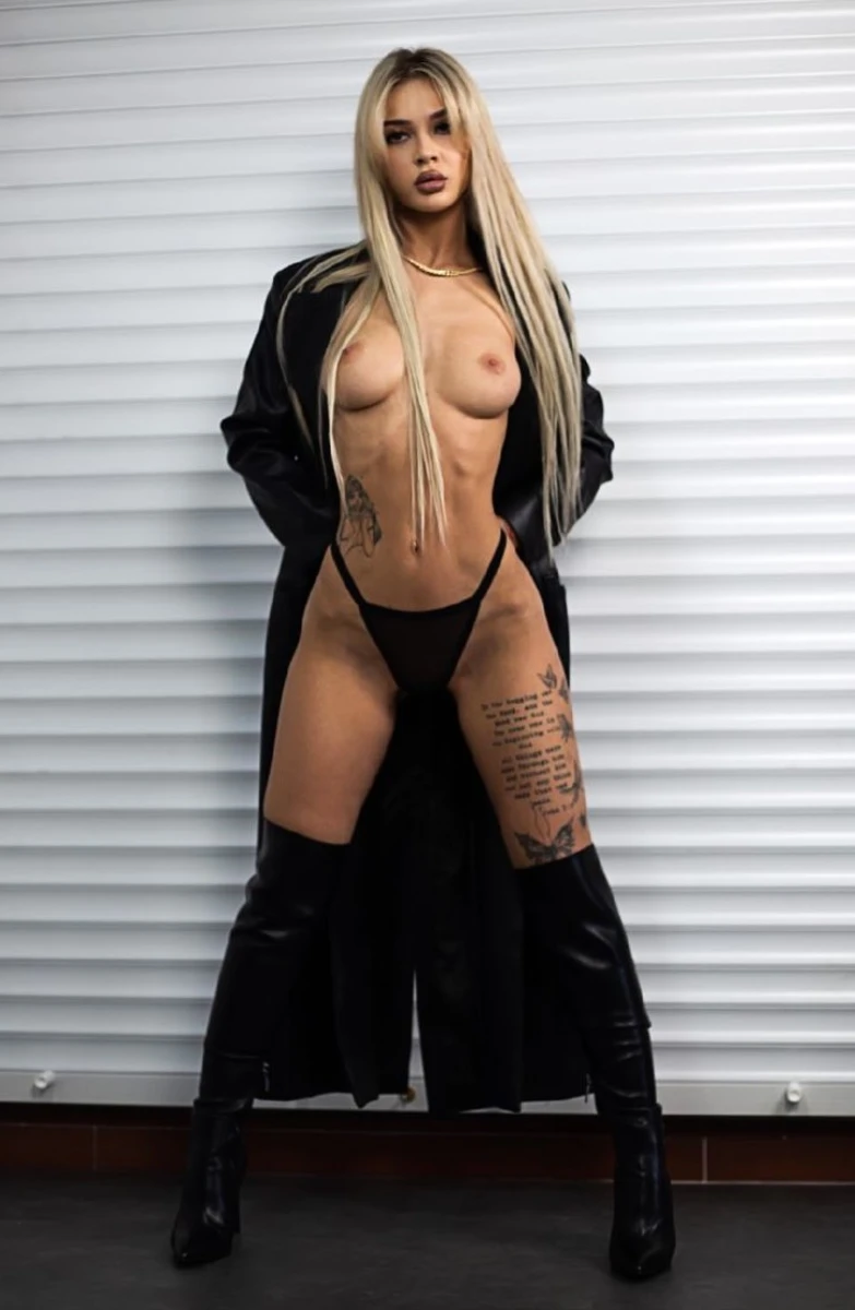 Kari Escort in München