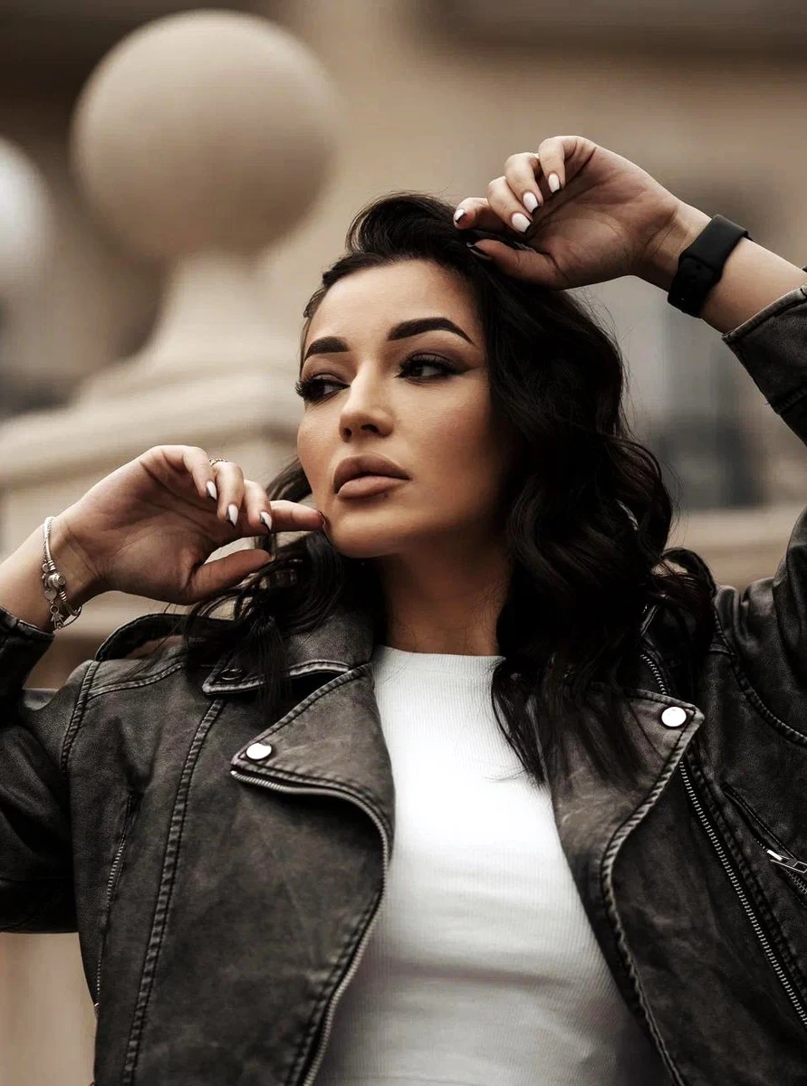 Karoline Escort in Berlin