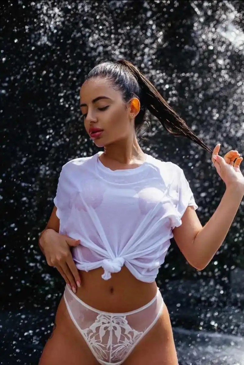 Zarina Escort in München