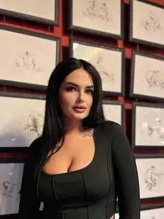 Zarina Escort in München